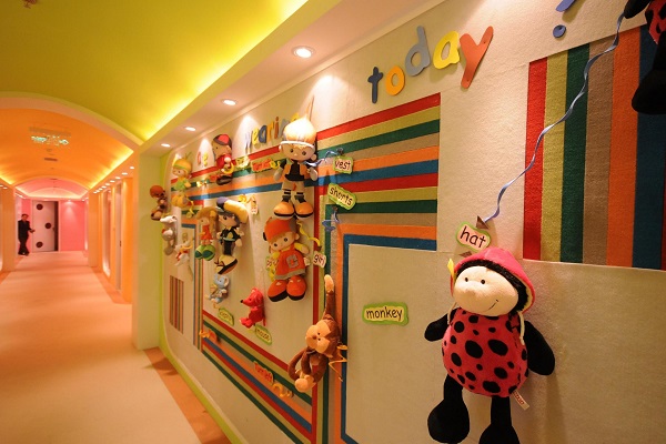 幼儿园室内空间装修设计原则1